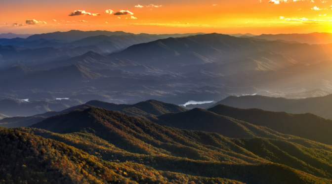 TOP 3 PLACES TO WATCH THE SUNRISE IN THE SMOKY MOUNTAINS